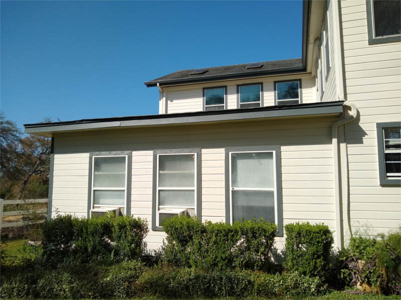 Exterior Siding Residential Painting in San Marcos Texas 78666